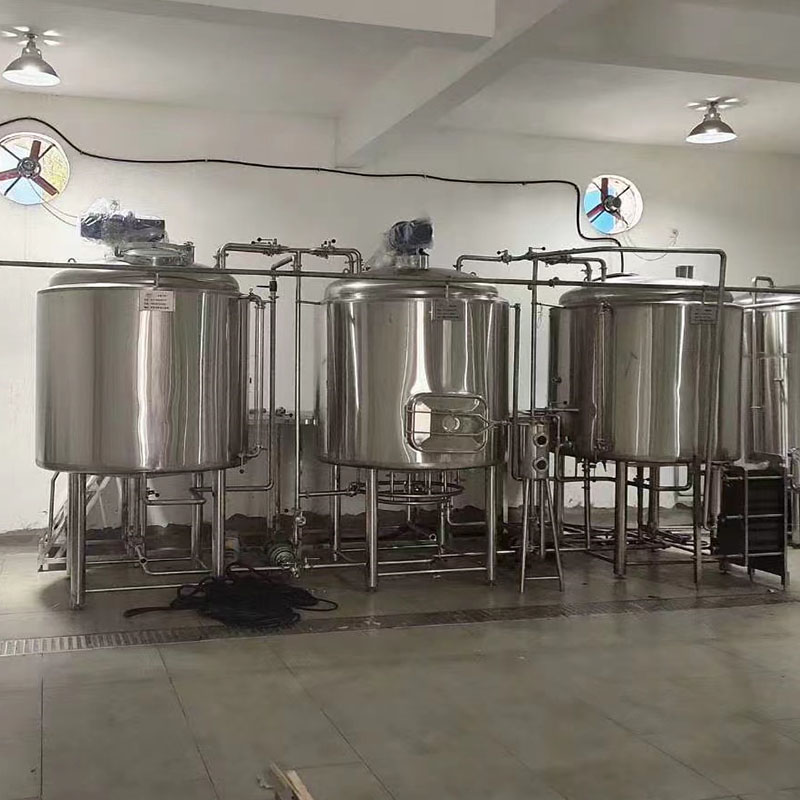 汉南精酿啤酒设备厂—如何延长精酿啤酒设备的使用寿命